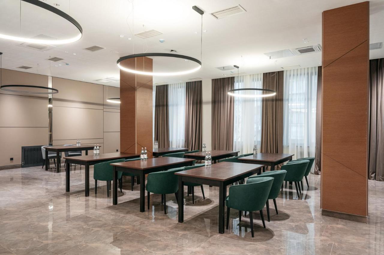 Raavah Aparthotel Ałma Ata Zewnętrze zdjęcie