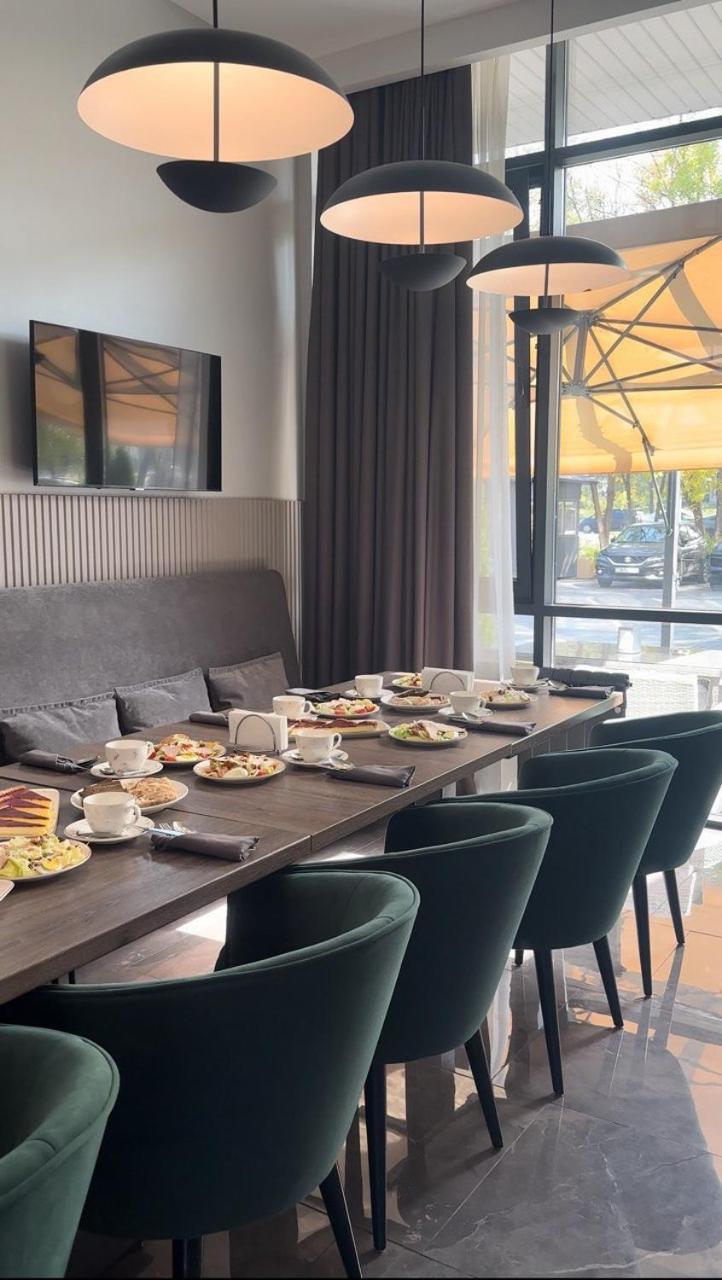 Raavah Aparthotel Ałma Ata Zewnętrze zdjęcie
